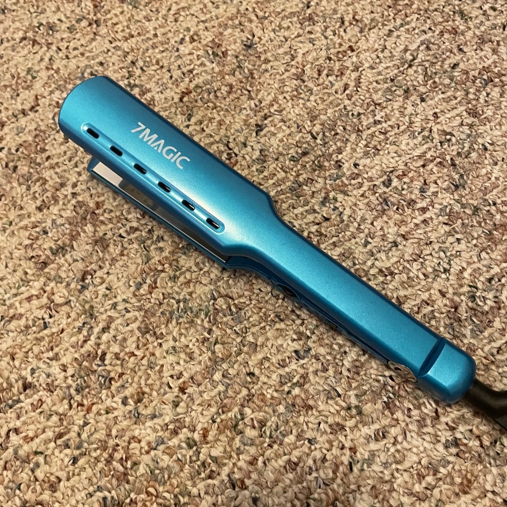 Hair straightener